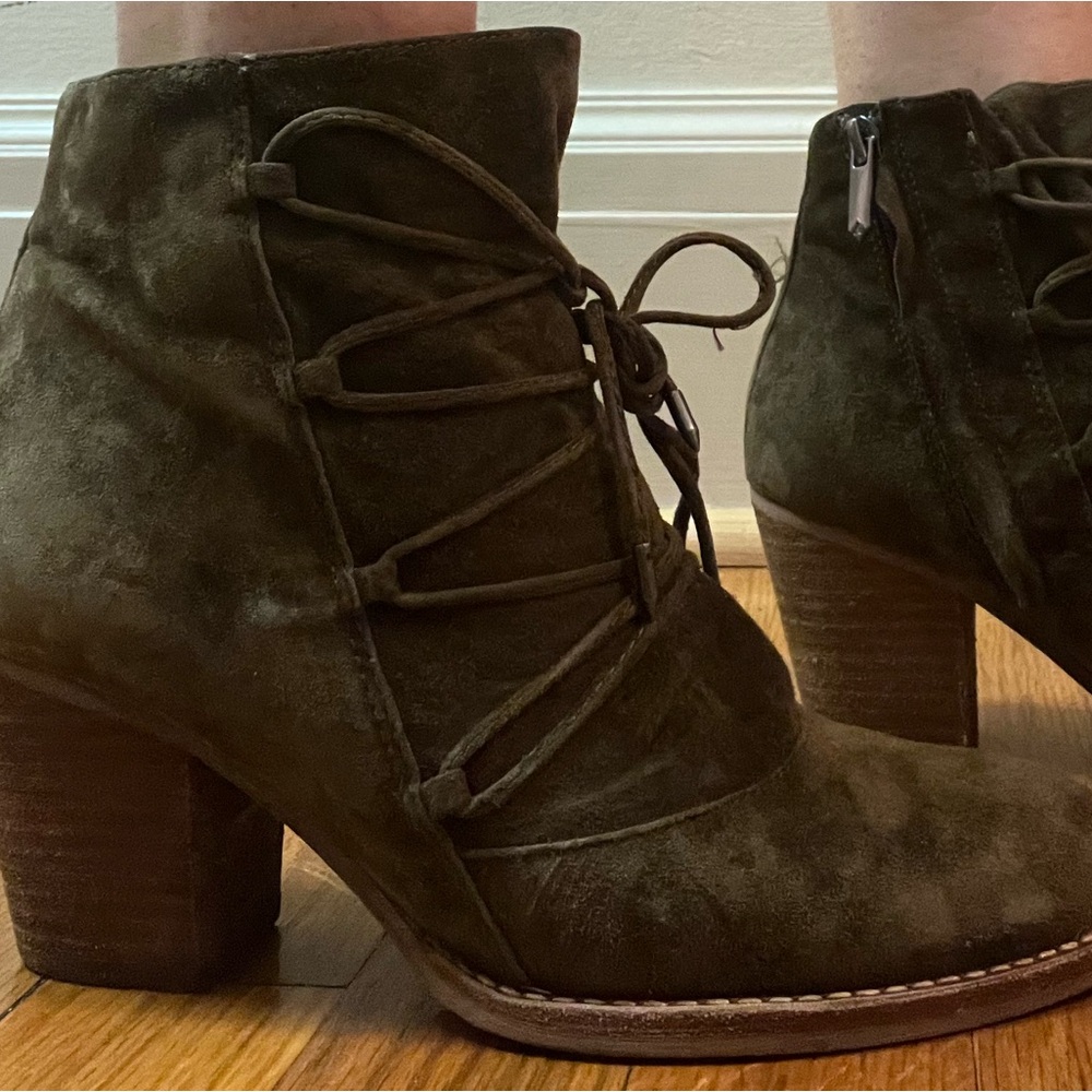 Sam Edelman Brown suede lace up booties size 6 and one half